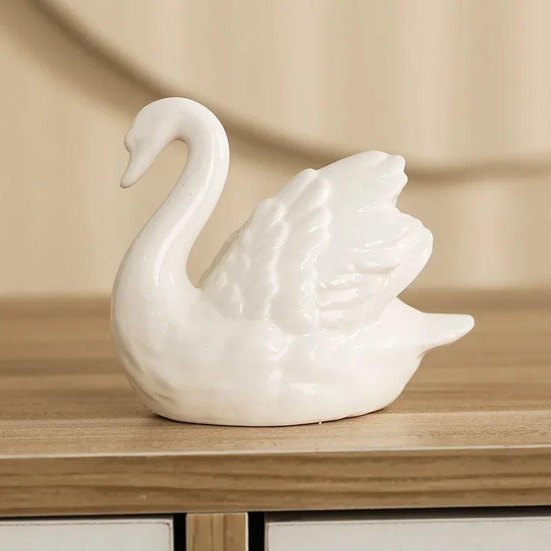 Couple Swan Ceramic Jewelry Cr - Xt Home Textiles recension och pris